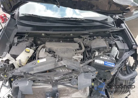 2017 Toyota Rav4 Le z USA, uszkodzony, nr VIN 2T3BFREV8HW562476